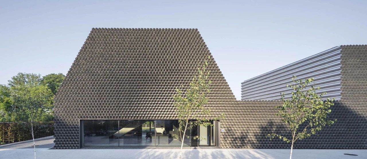 波兰的多层办公建筑设计