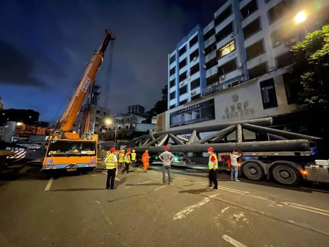 Pedestrian Corridor project of Fengshan Middle Road