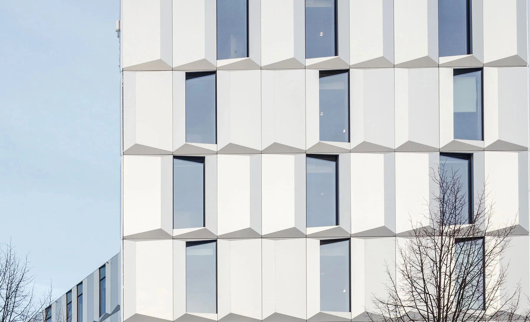 解决铝板平整度的关键方法（二）