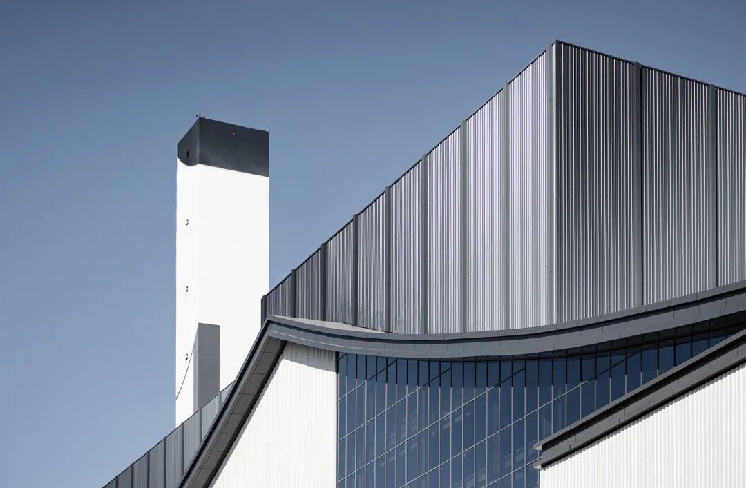 基础设施美学：功能即形式