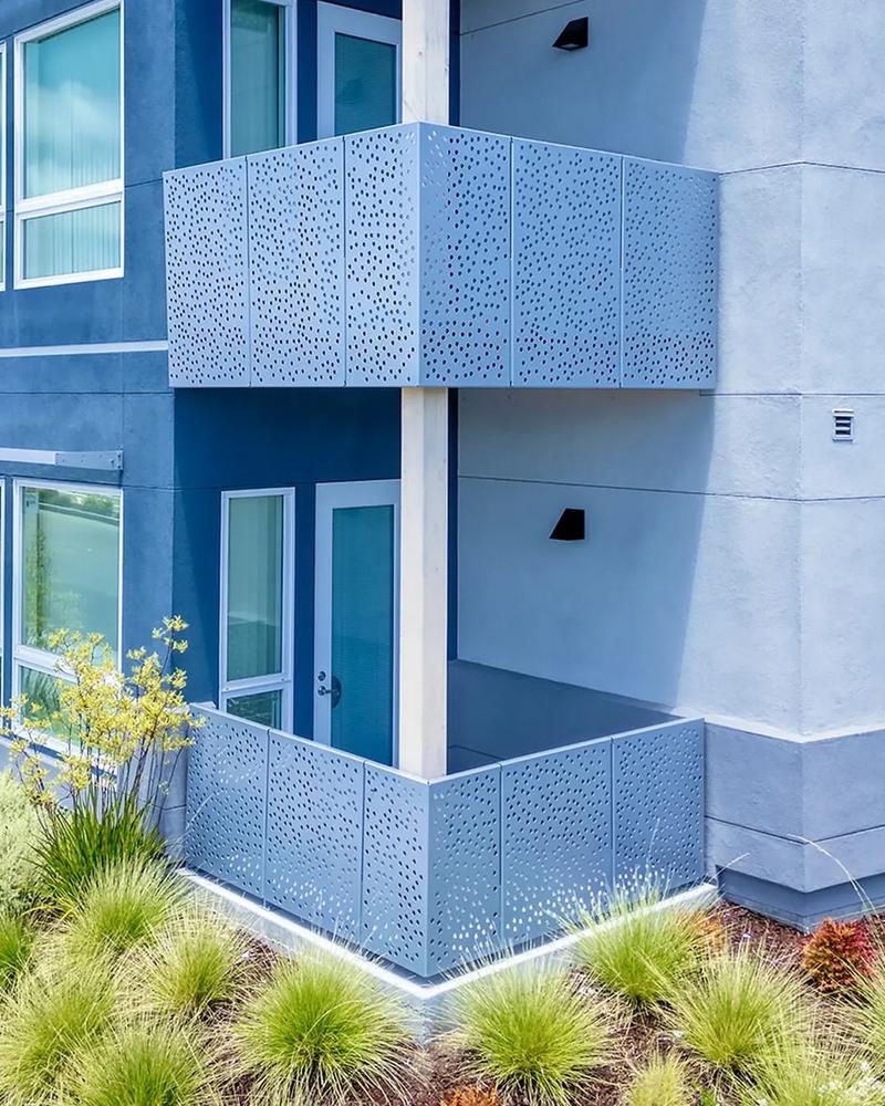 在铝单板中关于鲜艳颜色的小知识