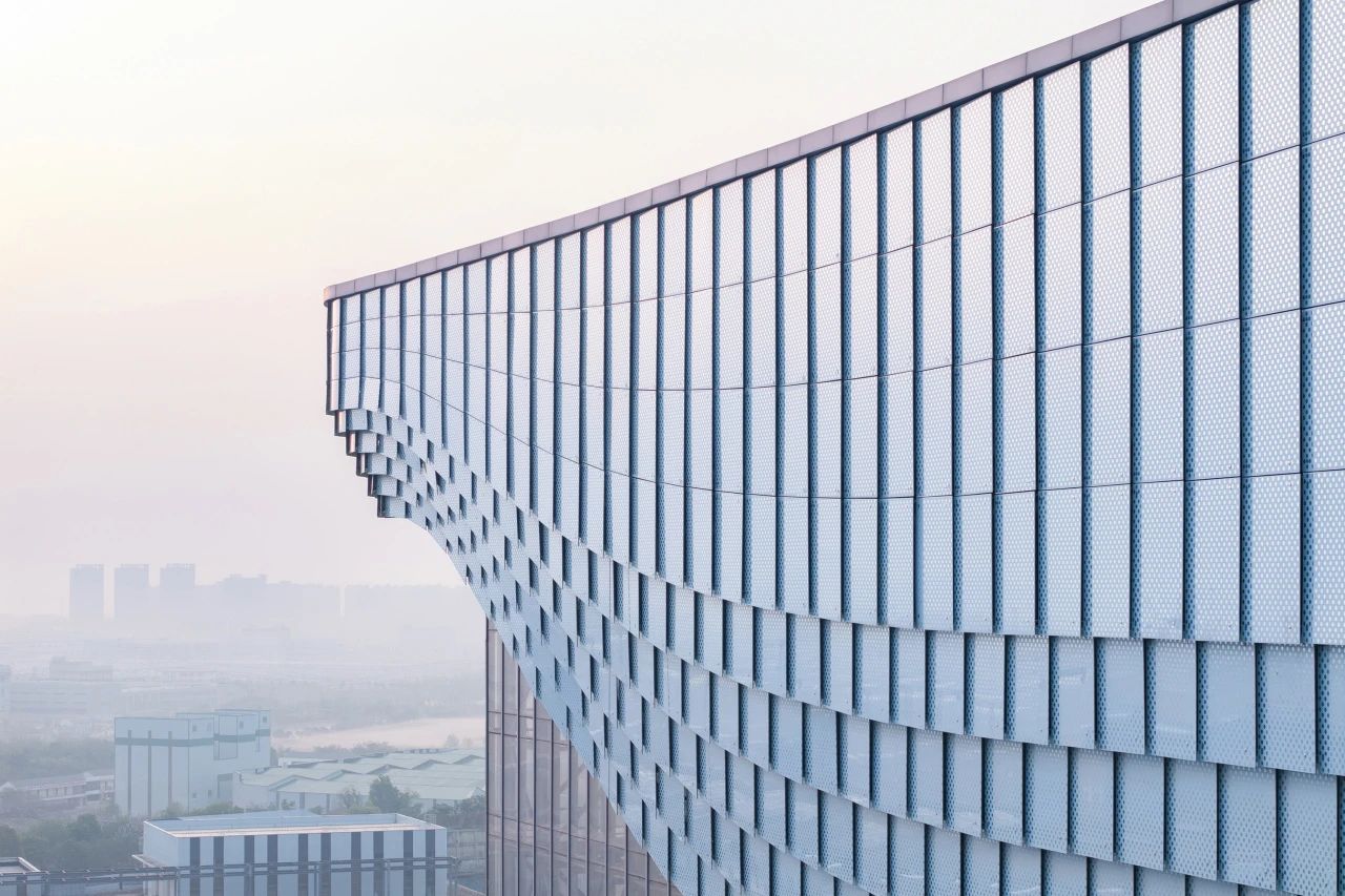 Architectural metal facade design