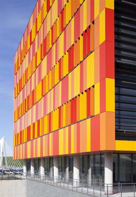 在铝单板中关于鲜艳颜色的小知识