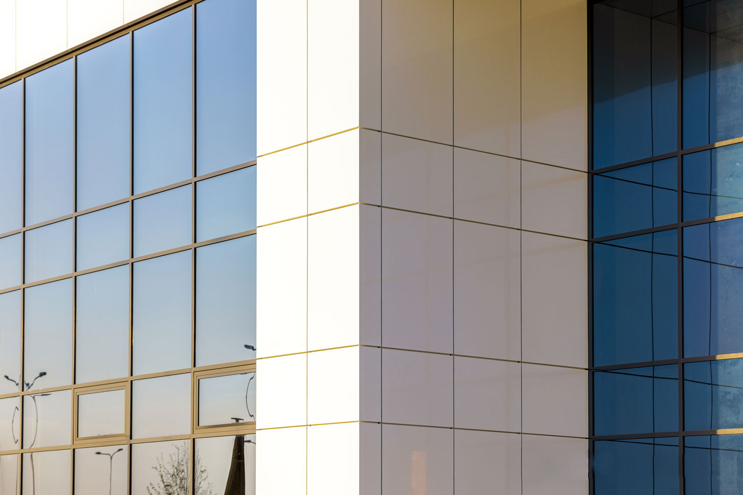 解决铝板平整度的关键方法（一）