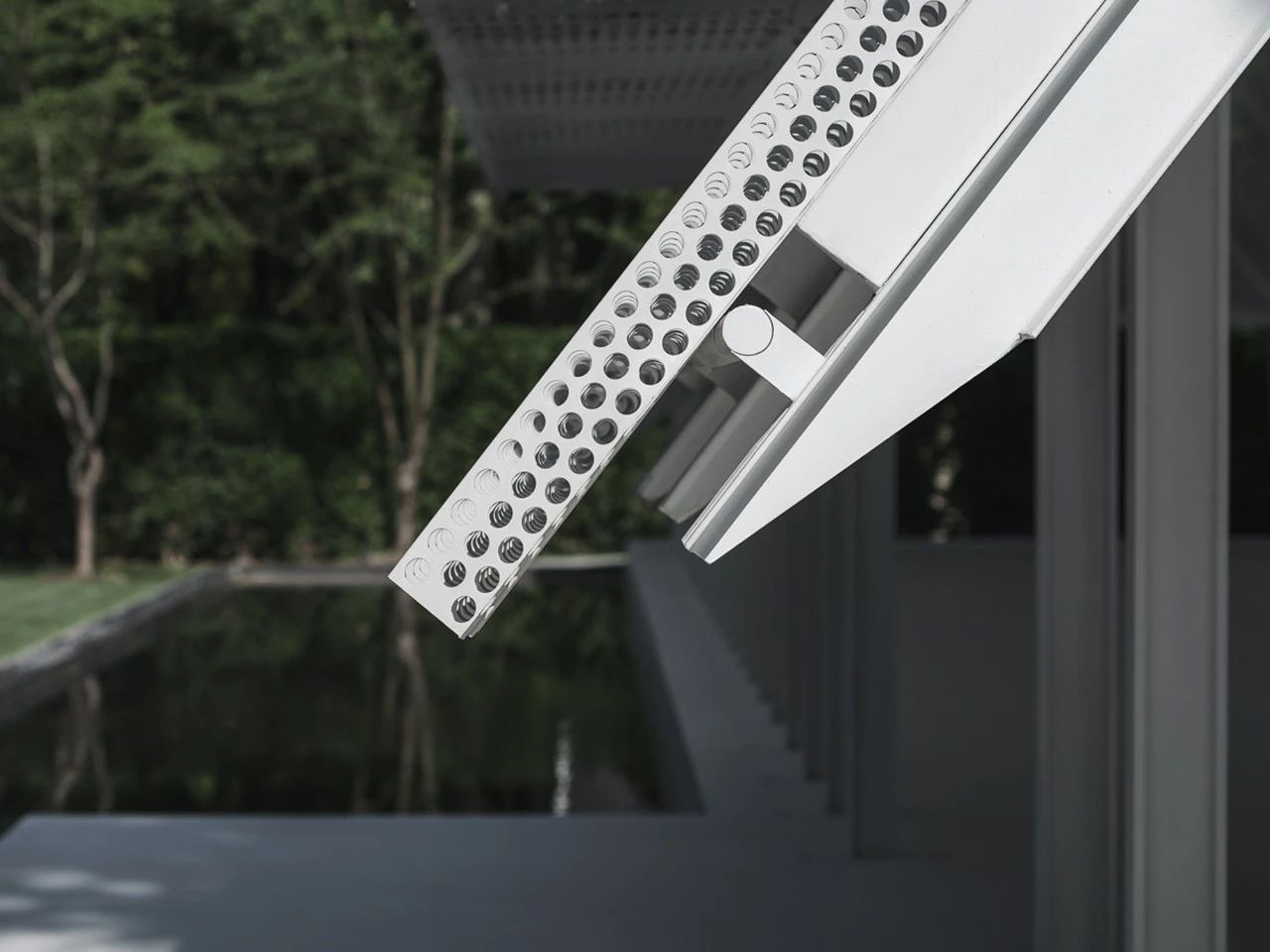 微风礼堂——冲孔板的艺术应用