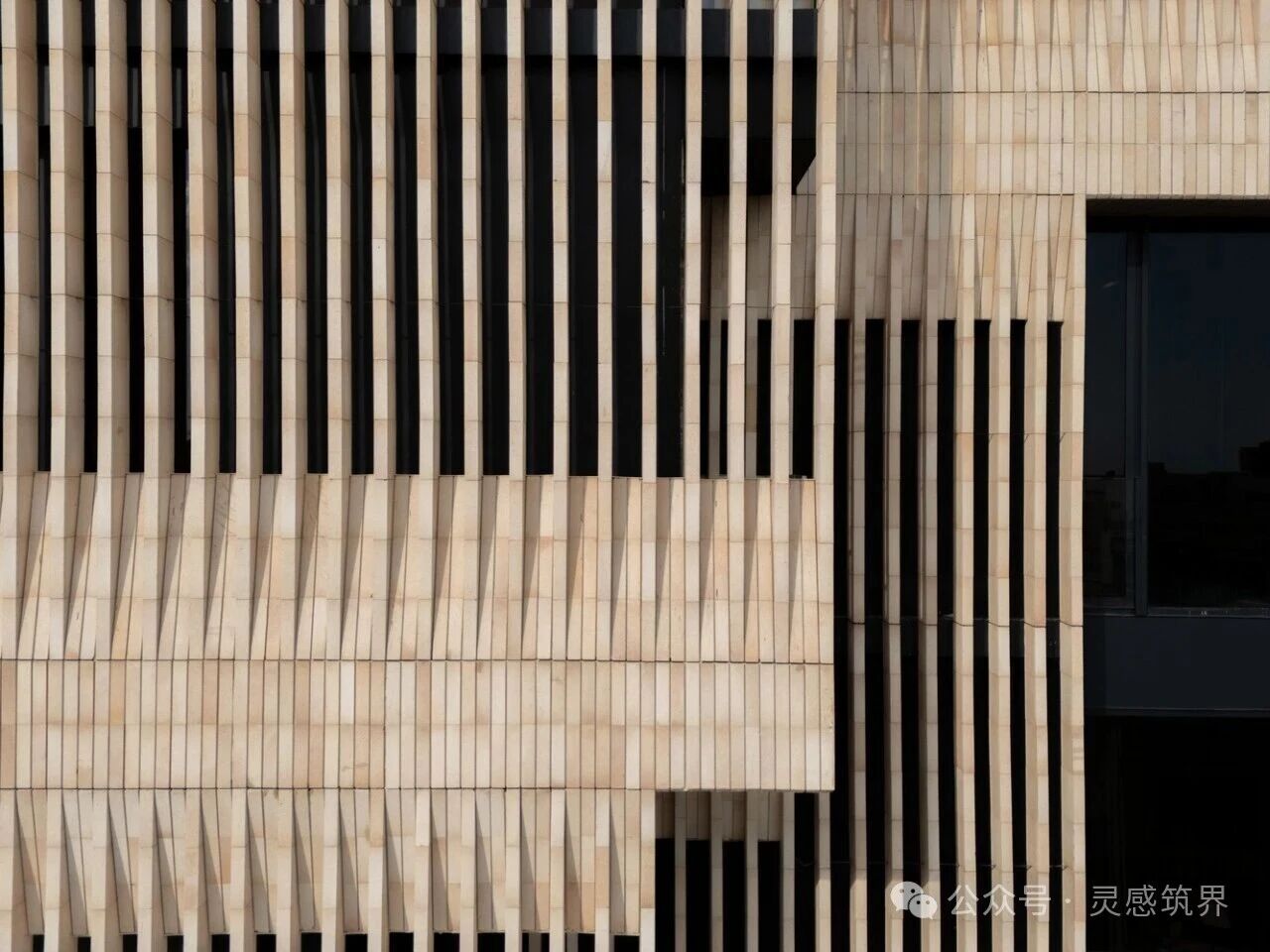 教你用栅格打造充满的设计立面（二）