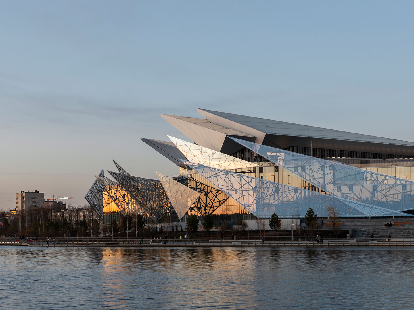 湖上冰花：俄罗斯喀山卡马尔剧院